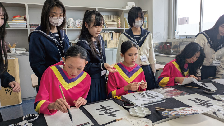 国内外の学校との連携プログラム