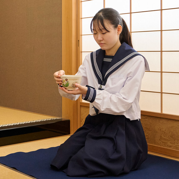 目には見えない“美しさ”を学んでいます