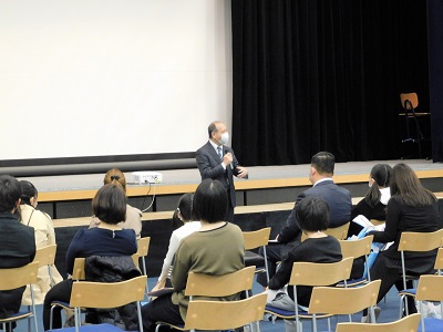 次回の中学オープンスクールは4/23です;