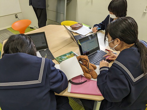 【国際教養コース】プレゼン準備;